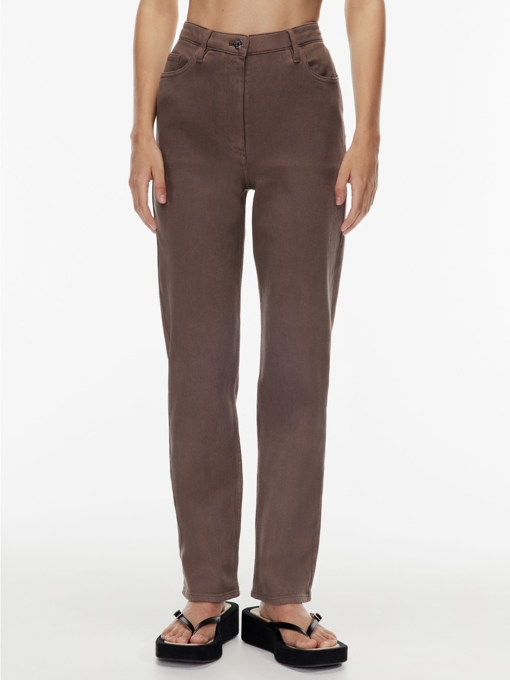 Aritzia Wilfred Free High-Rise Straight Leg Jeans in Brown